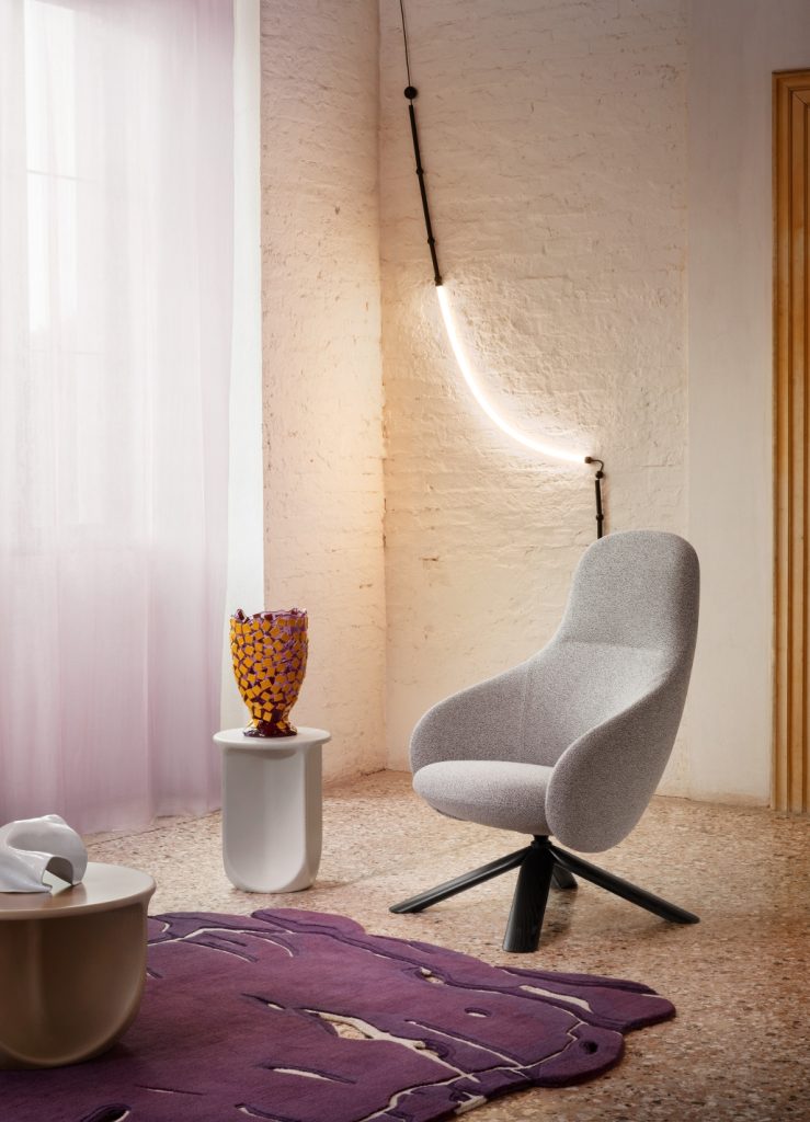 nebula-lounge-wood-294176231004420